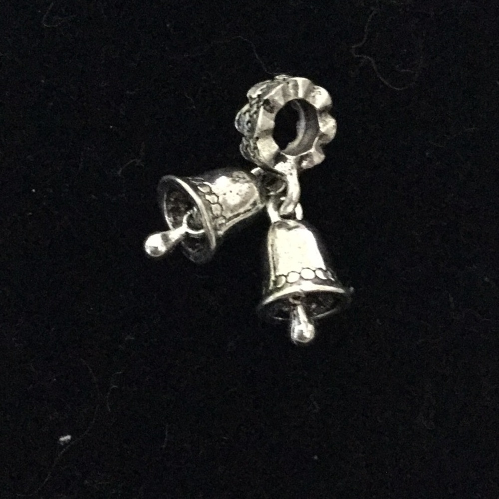 Sterling silver charm bills for bracelet